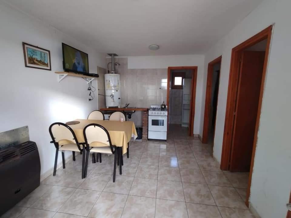 Cabanas Micaela - Kau Sorken Apartamento Puerto San Julian Quarto foto